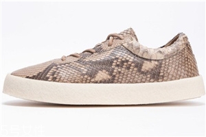 yeezy season 6蛇皮定制款多少錢(qián)？打造奢華運(yùn)動(dòng)風(fēng)