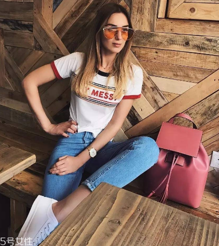 camelia roma是什么牌子？約會(huì)撩漢必備款式