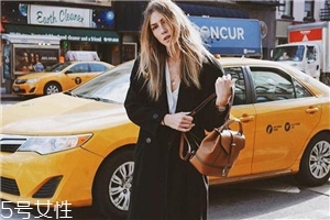 camelia roma是什么牌子？約會(huì)撩漢必備款式