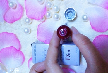 dior迪奧精華液多少錢？貴有貴的道理