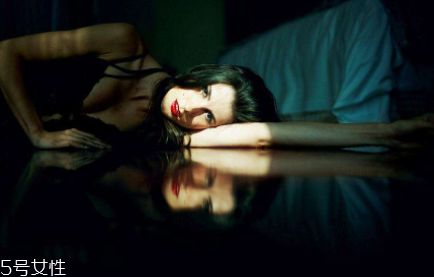 香水后調(diào)大概要多久？3到5小時(shí)就是后調(diào)