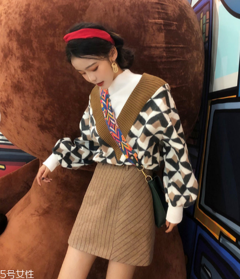 怎么穿衣服更淑女？輕松提升你的優(yōu)雅魅力