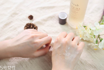 fresh紅茶精華好用嗎？抗老肌膚放心入手