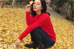 牛仔褲太長(zhǎng)怎么挽褲腳？牛仔褲這樣卷才好看