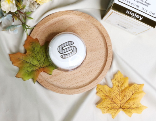 sisley希思黎和fresh馥蕾詩哪個好？