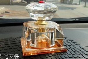 汽車香水真假辨別 真香水沒(méi)有酒精味