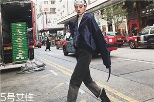 牛仔褲腰圍大了可以改小嗎？