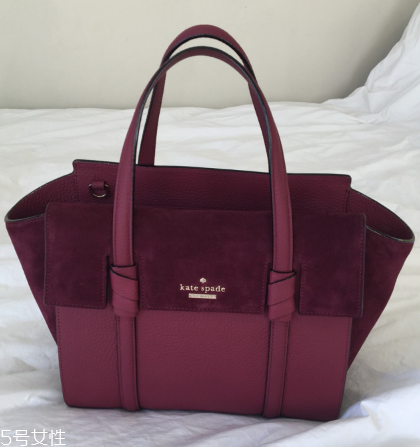 kate spade是真皮嗎？喚醒你的時(shí)尚嗅覺(jué)