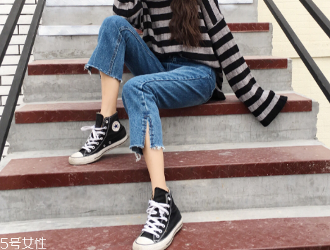 運(yùn)動鞋搭配什么褲子好看？春季最佳穿搭