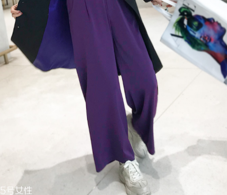 運(yùn)動鞋搭配什么褲子好看？春季最佳穿搭