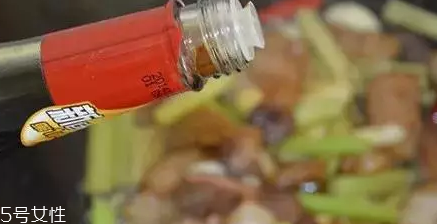 花椰菜炒肉怎么做好吃？這么做簡單又美味