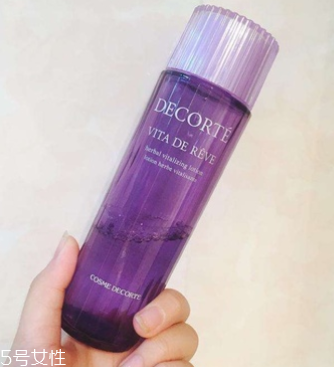 黛珂什么產(chǎn)品最好用？和cpb并駕齊驅(qū)的8款產(chǎn)品