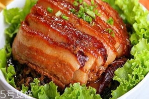 扣肉蒸多長時(shí)間 一個(gè)小時(shí)左右