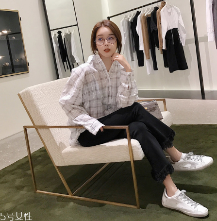 牛仔褲刷白了怎么辦？牛仔褲變白很難恢復