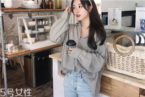 牛仔褲顏色太深怎么辦？牛仔褲褪色需謹慎