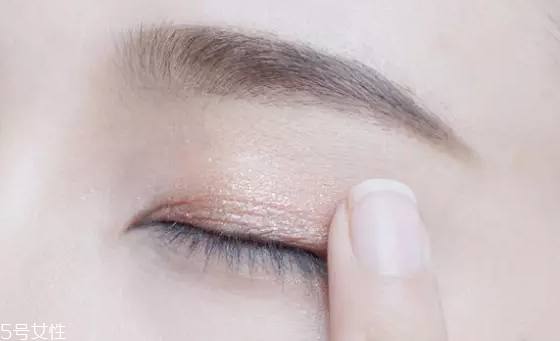 眉卡好用還是眉貼好用？眉貼更精確