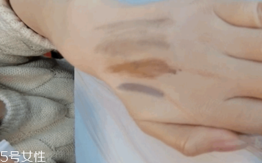 曼丹保濕卸妝水怎么樣？防水口紅卸不掉