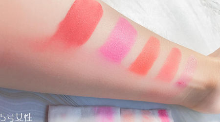 曼丹保濕卸妝水怎么樣？防水口紅卸不掉