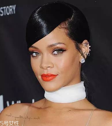 植村秀口紅哪個色好看 總有一款是你的菜 植村秀口紅哪個色好看 總有一款是你的菜