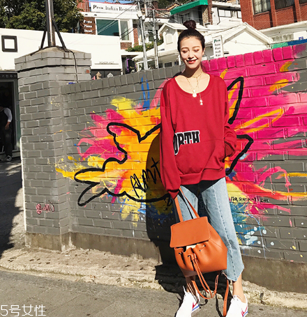 牛仔褲扣子掉了怎么辦？牛仔褲扣子這樣安裝