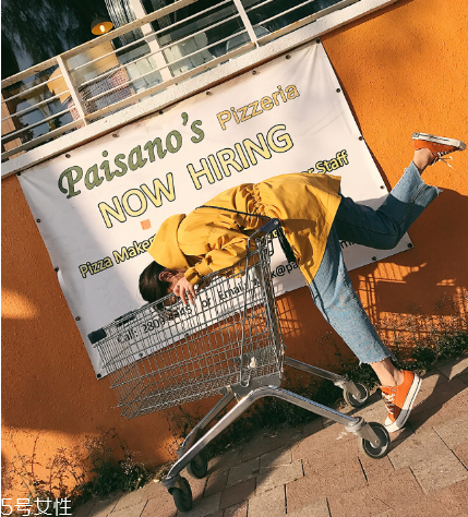 牛仔褲發(fā)霉了怎么洗掉？清洗霉斑小妙招