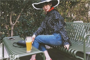 牛仔褲28碼臀圍是多少？臀圍計算方法