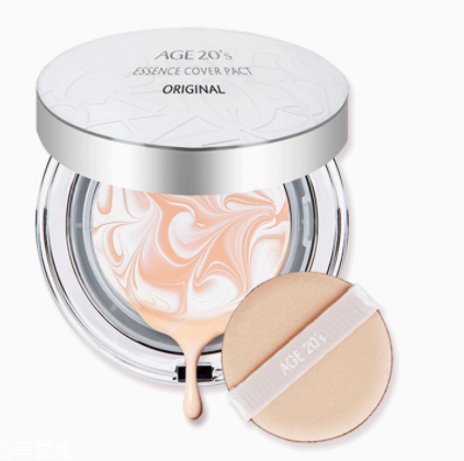 age20s氣墊適合油皮嗎？超多水珠油皮親媽