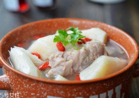 牛骨頭可以燉山藥嗎 滋補(bǔ)美容 牛骨頭可以燉山藥嗎 滋補(bǔ)美容