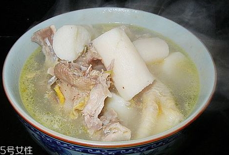 牛骨頭可以燉山藥嗎 滋補(bǔ)美容 牛骨頭可以燉山藥嗎 滋補(bǔ)美容