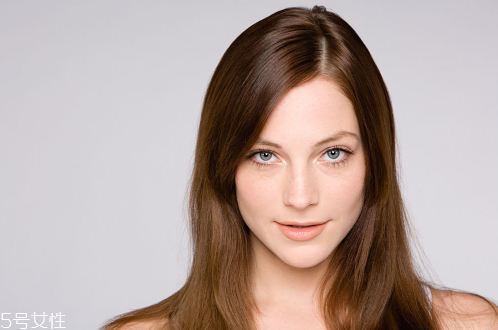 不同臉型的修飾方法 根據(jù)臉型選擇合適的妝容 不同臉型的修飾方法 根據(jù)臉型選擇合適的妝容