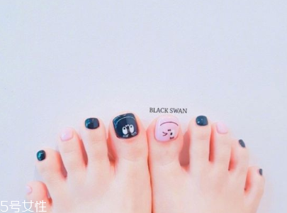 2018夏季腳美甲圖片 韓式清新腳指美甲圖 2018夏季腳美甲圖片 韓式清新腳指美甲圖