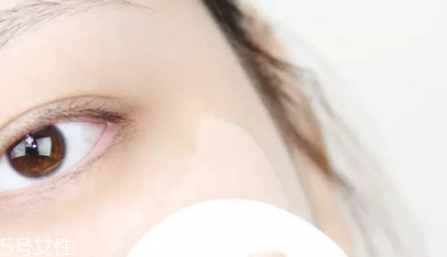 不同臉型的修飾方法 根據(jù)臉型選擇合適的妝容 不同臉型的修飾方法 根據(jù)臉型選擇合適的妝容