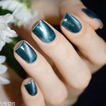 貓眼美甲一般多少錢(qián) 貓眼美甲的原理 貓眼美甲一般多少錢(qián) 貓眼美甲的原理