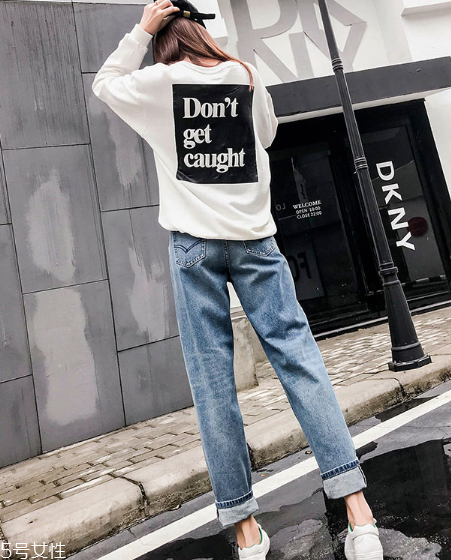 牛仔褲剪短后怎么磨邊？教你最自然的磨邊方法