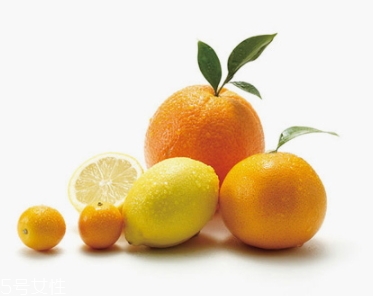 左旋vc原液白天能用嗎？注意做好防曬工作