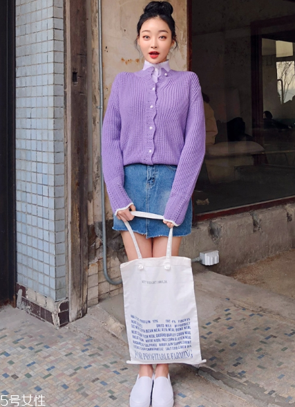 紫色毛衣怎么搭配？輕松駕馭流行色