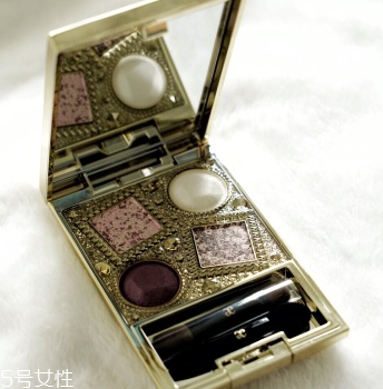 2022最流行的眼影顏色 2022年最火的眼影 2022最流行的眼影顏色 2022年最火的眼影