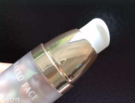 holika隔離霜好用嗎？性價比極高的干皮隔離霜