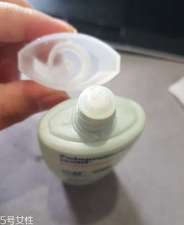 資生堂防曬霜和怡思丁isdin防曬霜哪個好 滿滿的防曬干貨 資生堂防曬霜和怡思丁isdin防曬霜哪個好 滿滿的防曬干貨