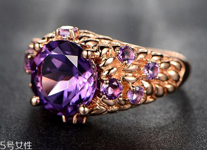 紫水晶戒指多少錢？普通款式兩百元左右