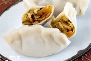 餃子餡可以放雞精嗎？會危害健康