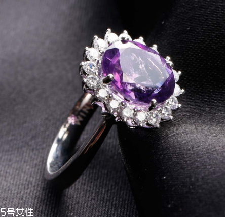 紫水晶戒指寓意是什么？象征愛情帶來好運
