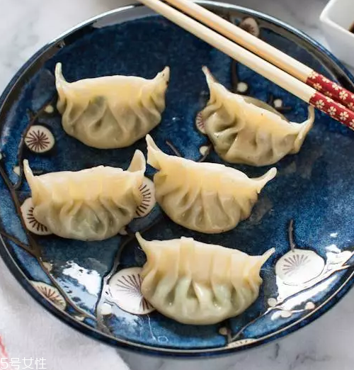 餃子餡用豬的哪塊肉好？前腿肉是餃子餡首選