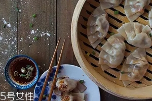 餃子餡用豬的哪塊肉好？前腿肉是餃子餡首選