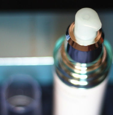 曲酸護膚品哪個牌子好？這些美白精華都有它