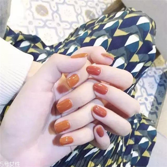 2022最流行的美甲什么顏色 2022簡約大氣的美甲圖片 2022最流行的美甲什么顏色 2022簡約大氣的美甲圖片