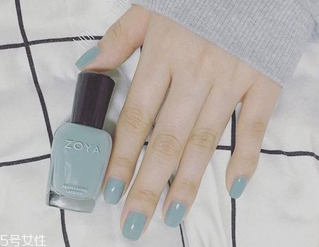 夏季美甲圖片2018款式 韓國范顯手白的美甲顏色圖片 夏季美甲圖片2018款式 韓國范顯手白的美甲顏色圖片