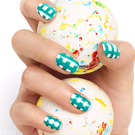 夏季美甲圖片2018款式 韓國范顯手白的美甲顏色圖片 夏季美甲圖片2018款式 韓國范顯手白的美甲顏色圖片