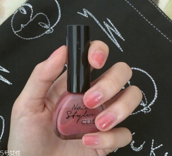 2022最流行的美甲什么顏色 2022簡約大氣的美甲圖片 2022最流行的美甲什么顏色 2022簡約大氣的美甲圖片