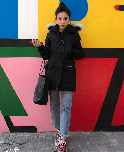 牛仔褲最小碼是多大？牛仔褲成人最小碼25